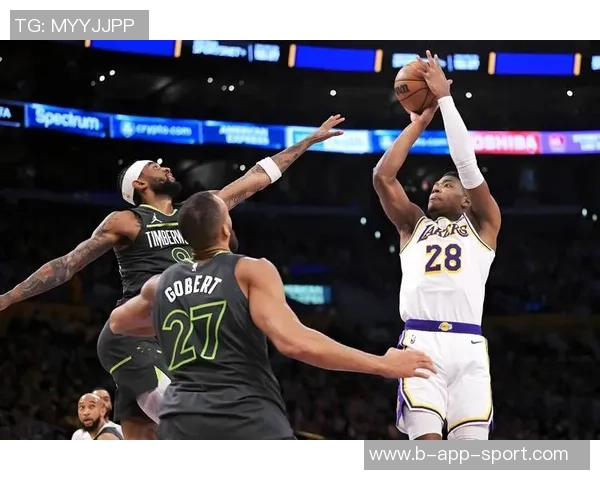 湖人三巨头齐发力八村塁助阵赢球海报震撼登场